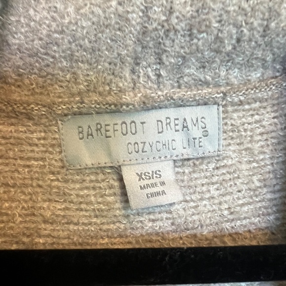 Barefoot Dreams Bamboo Long Sleeve CozyChic® Lite Circle Lounge Cardigan - Picture 5 of 6